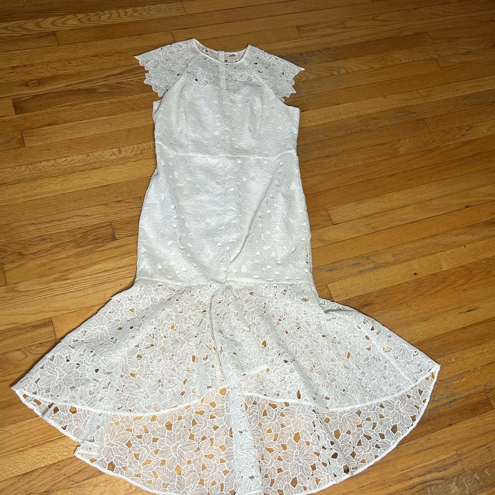 Off White Dress (use as you like) - Picture 6 of 17